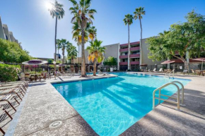 Scottsdale Condo with Community Pool and Hot Tub!
